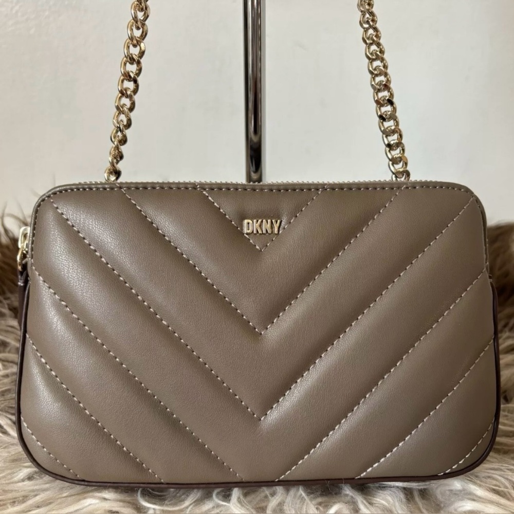 DKNY VERONICA Double Zip Crossbody Bag Quilted Dk Clay Chevron Fa…